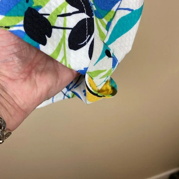 Floral Blazer with Blue and Yellow Accents - Picture 4 of 6